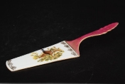 Фарфоровая лопатка для торта 24 см Queen's Crown Охота красная Корона
