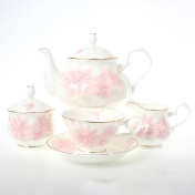 Фарфоровый чайный сервиз на 6 персон 15 предметов Розовые цветы